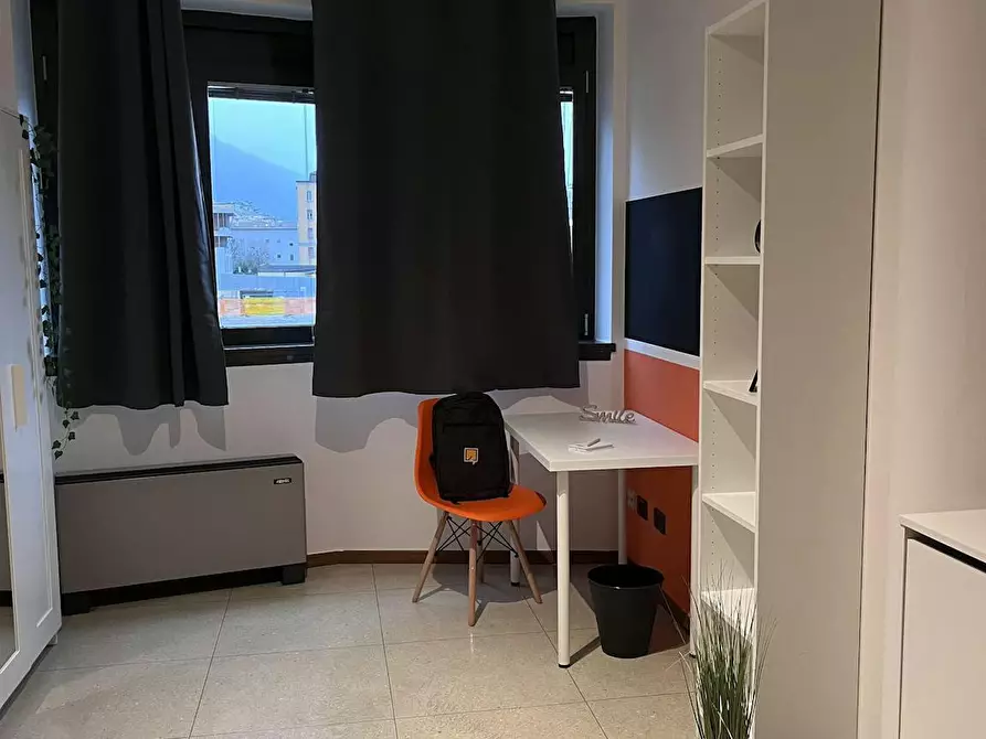 Immagine 2 di Camera in affitto  in Via del Brennero a Trento