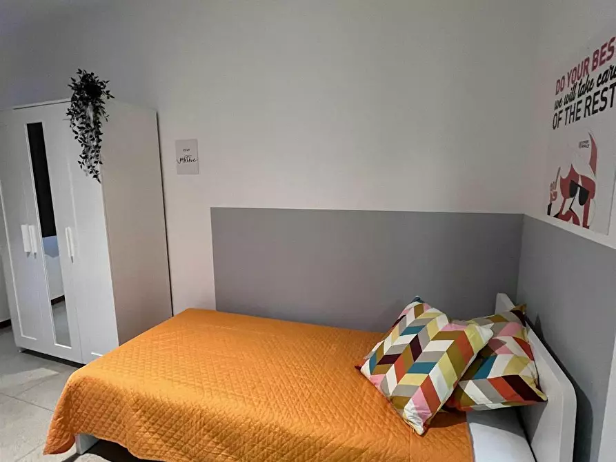 Immagine 2 di Camera in affitto  in Via del Brennero a Trento