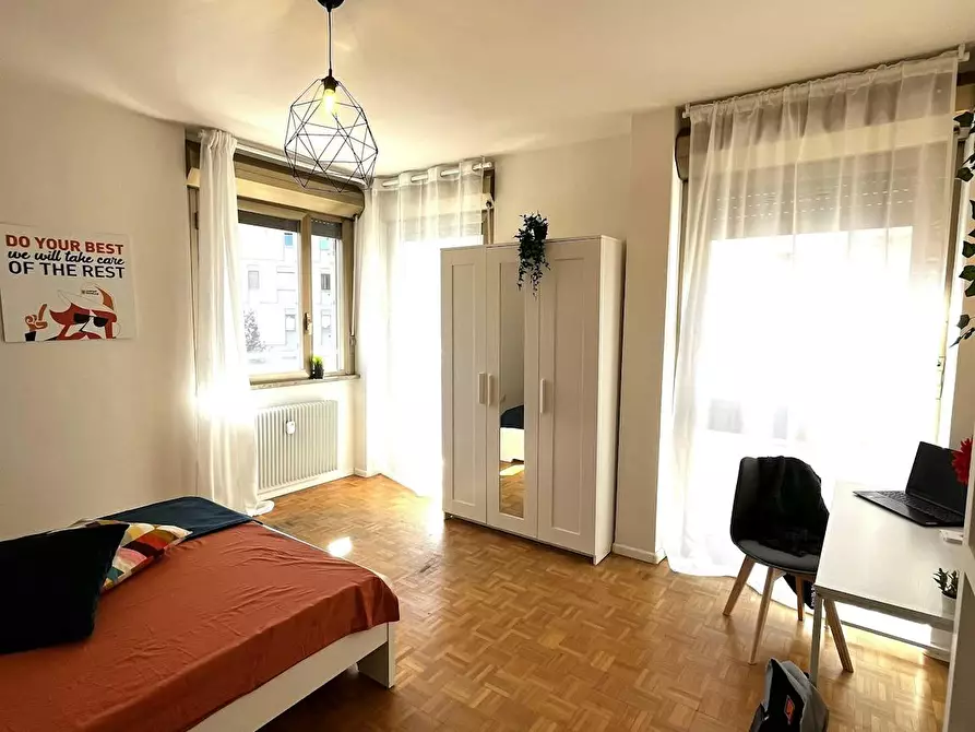Immagine 2 di Camera in affitto  in Corso 3 Novembre a Trento
