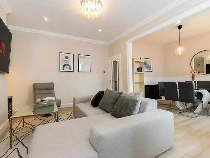 Immagine 5 di Casa indipendente in affitto  in Coldwell Lane a 