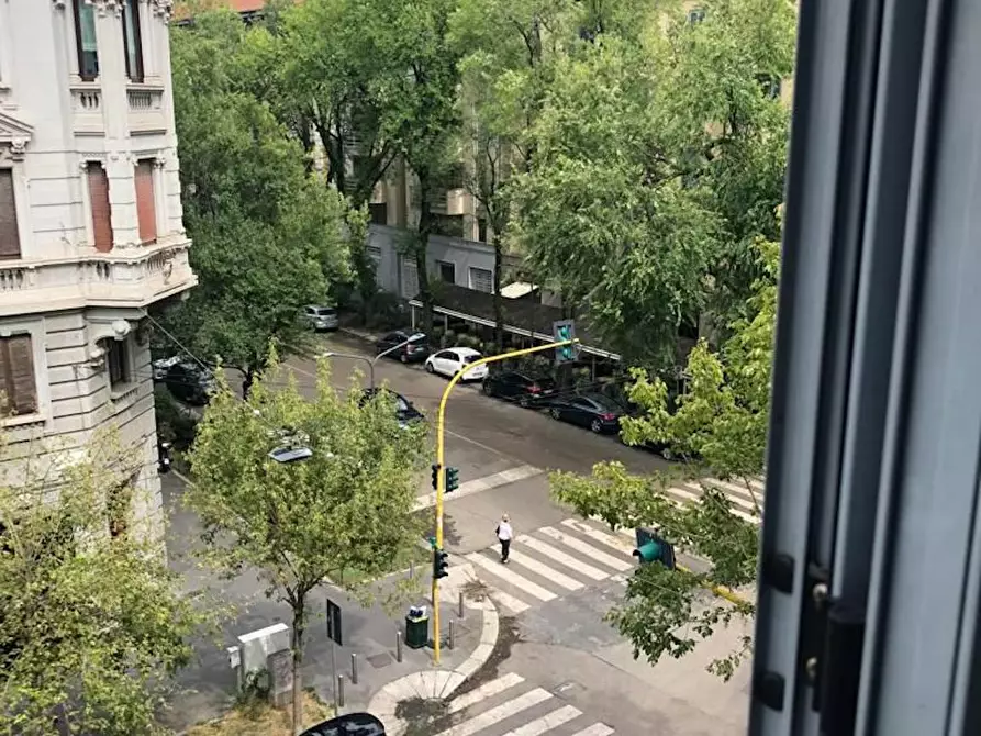 Immagine 8 di Appartamento in affitto  in Via Raffaello Sanzio a Milano
