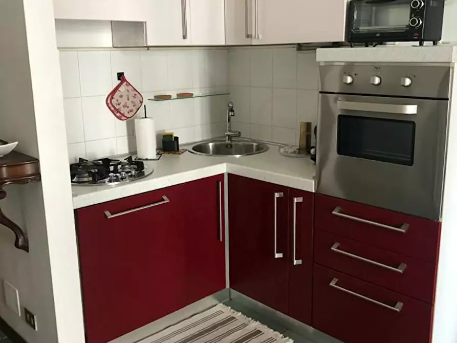 Immagine 3 di Appartamento in affitto  in Via Raffaello Sanzio a Milano