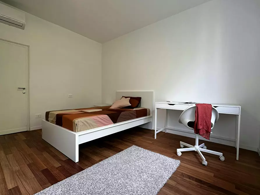 Immagine 9 di Camera in affitto  in Via Abelardo Pecorini a Milano