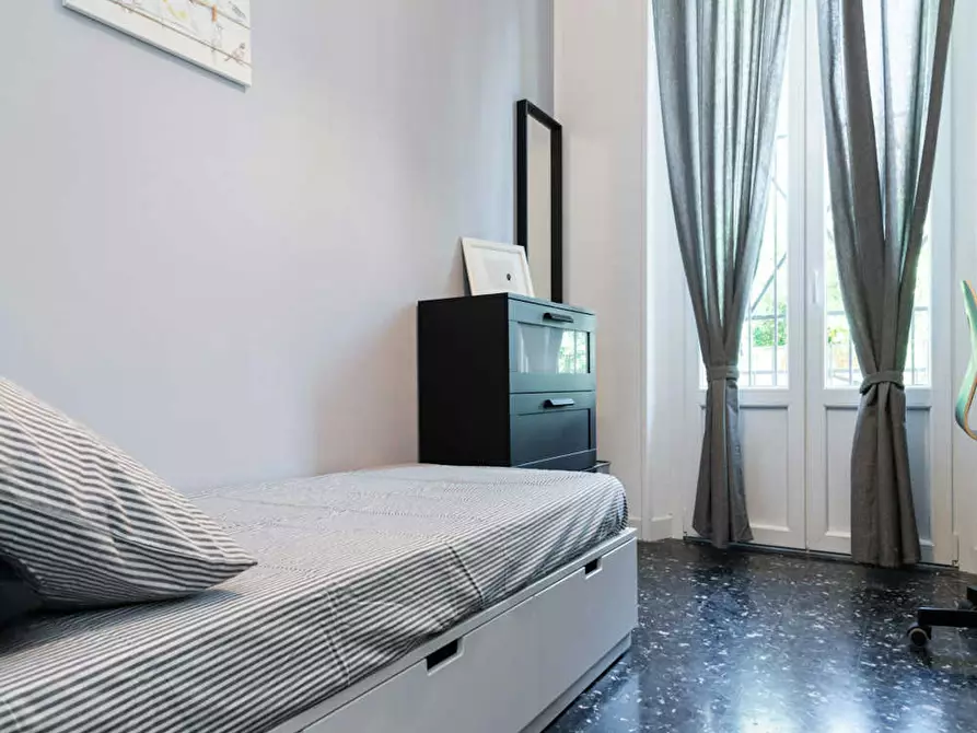 Immagine 4 di Camera in affitto  in Via Giuseppe Regaldi a Milano