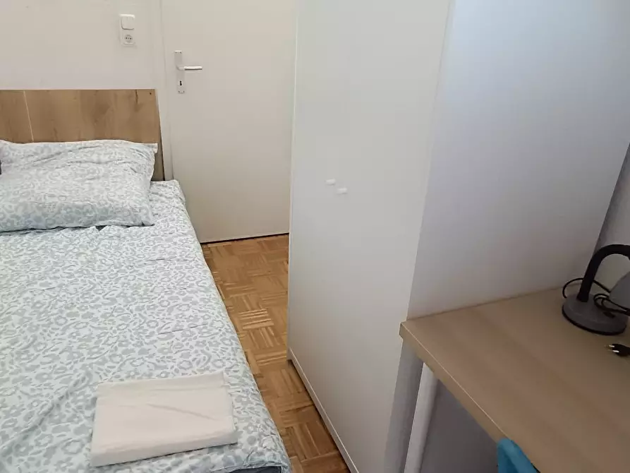 Immagine 2 di Camera in affitto  in Kampstraße a Bochum