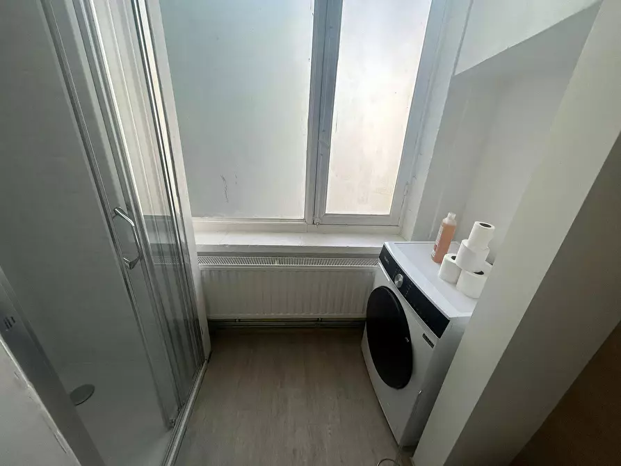 Immagine 10 di Appartamento in affitto  in Rue Peter Benoit a Etterbeek