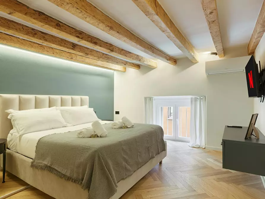 Immagine 3 di Appartamento in affitto  in Via Pontaccio a Milano