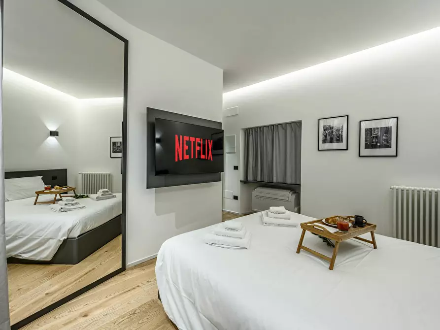 Immagine 4 di Appartamento in affitto  in Via della Moscova a Milano