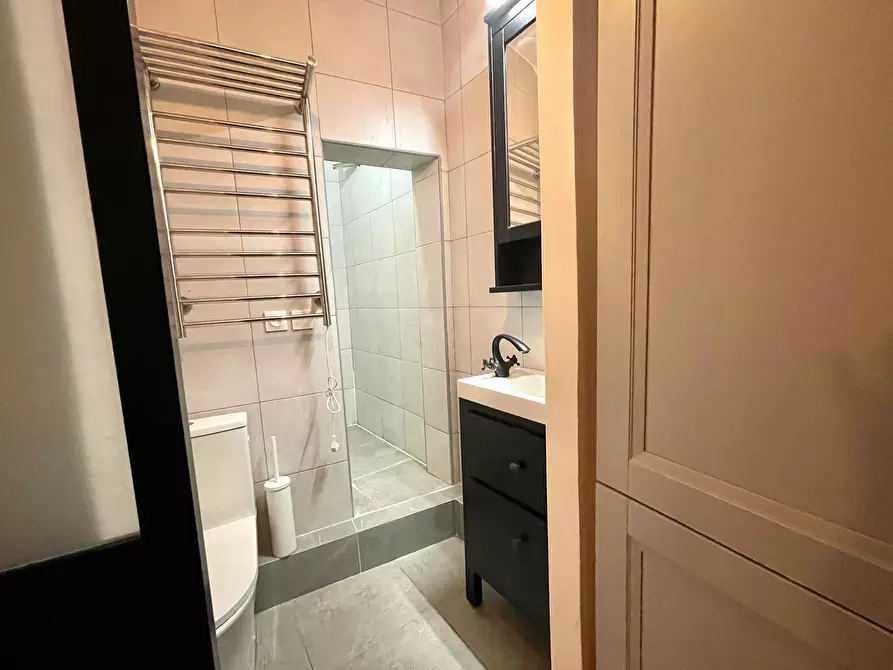 Immagine 4 di Appartamento in affitto  in Rue Cadet a Paris
