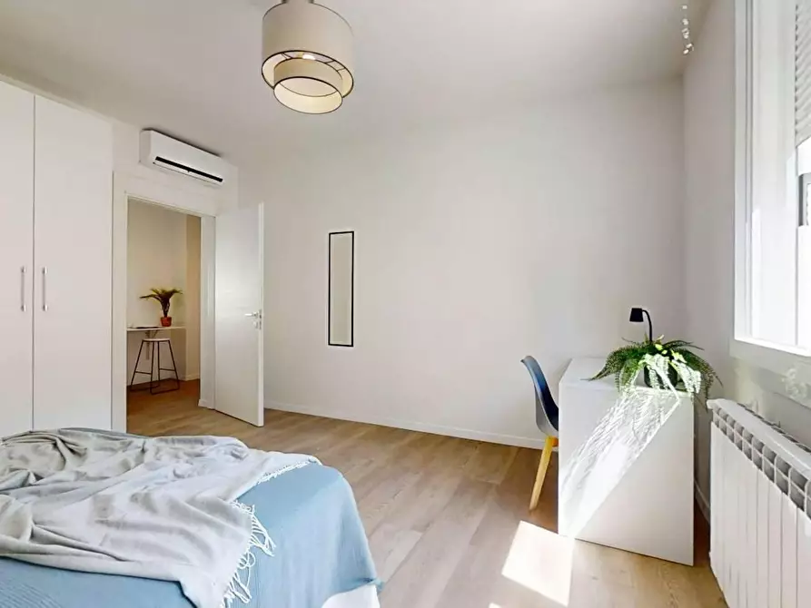 Immagine 4 di Camera in affitto  in Via Giosuè Carducci a Venezia