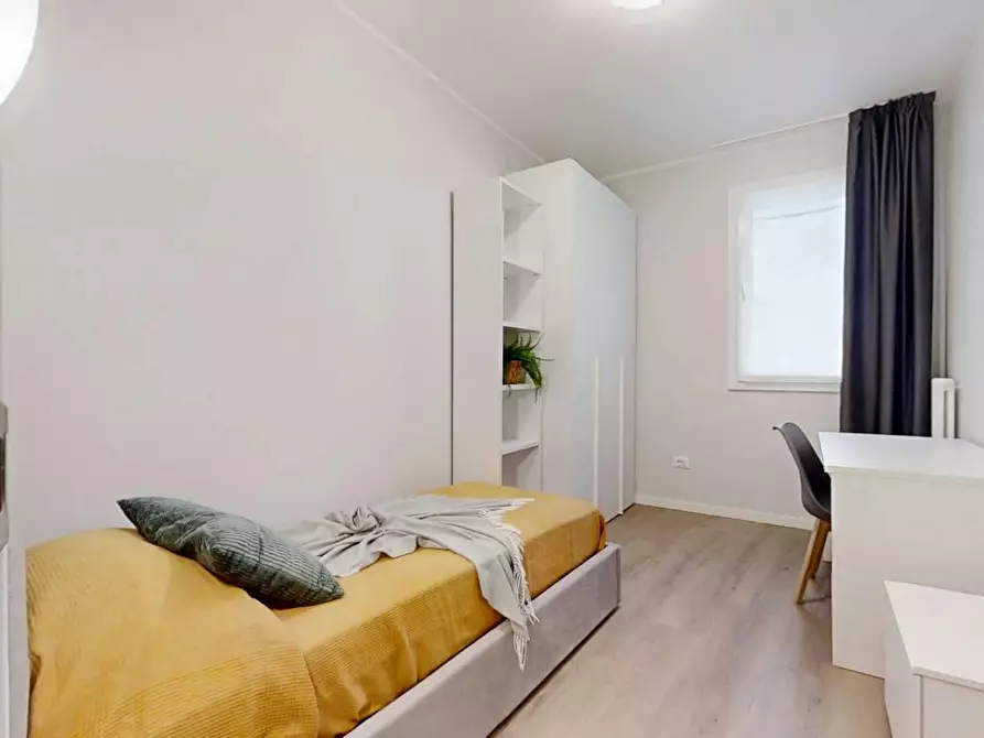 Immagine 2 di Camera in affitto  in Via Miranese a Venezia