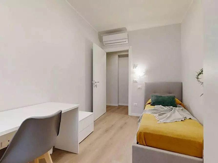 Immagine 1 di Camera in affitto  in Via Miranese a Venezia