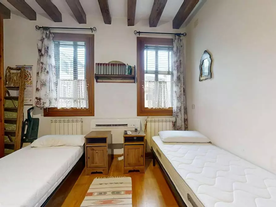 Immagine 1 di Camera in affitto  in Calle Seconda de la Fava a Venezia