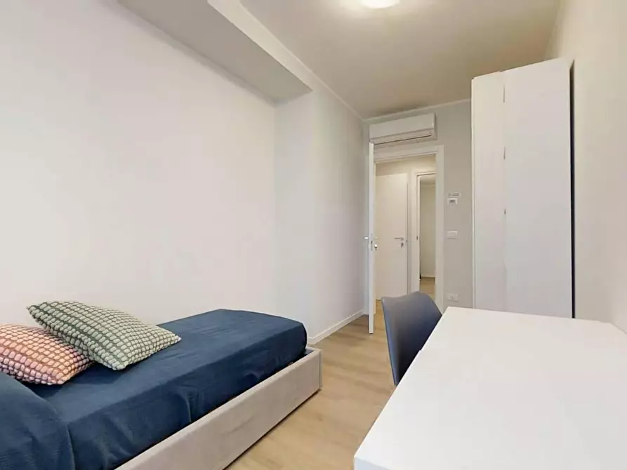 Immagine 3 di Camera in affitto  in Via Miranese a Venezia