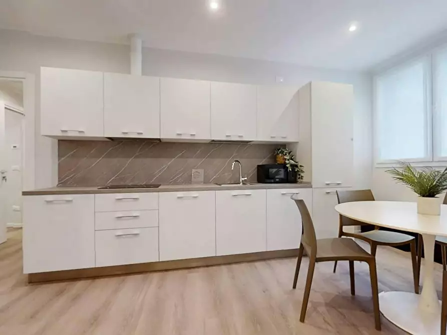 Immagine 9 di Camera in affitto  in Via Miranese a Venezia