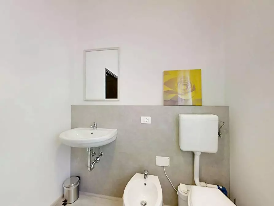 Immagine 6 di Camera in affitto  in Piazza G. Marconi a Stra