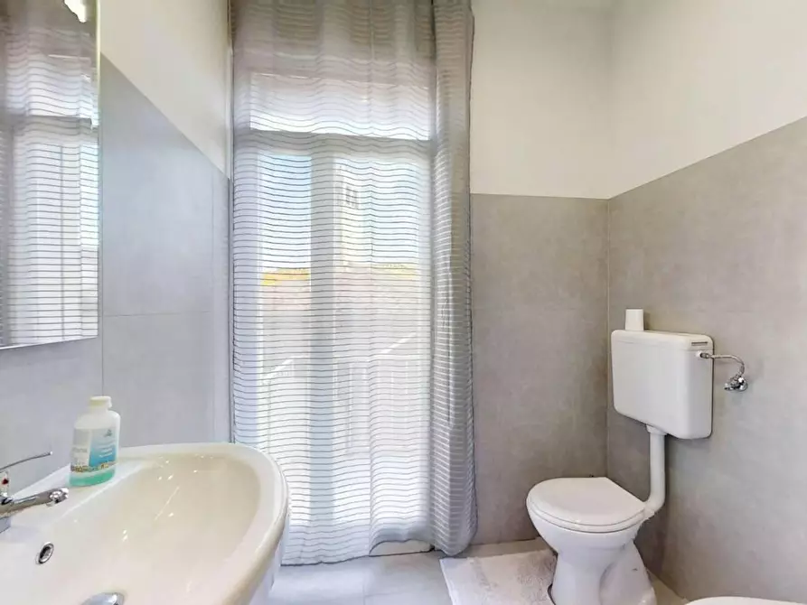 Immagine 4 di Camera in affitto  in Piazza G. Marconi a Stra