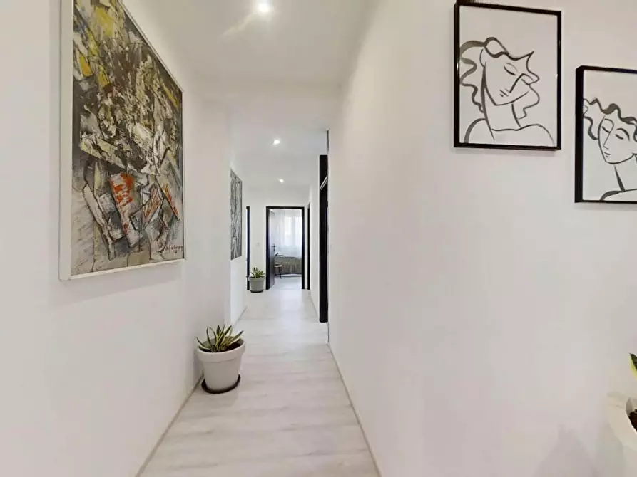 Immagine 9 di Camera in affitto  in Piazza G. Marconi a Stra