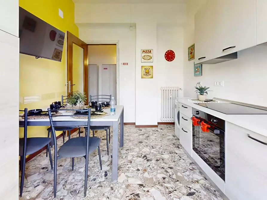 Immagine 3 di Camera in affitto  in Via Giosuè Carducci a Venezia