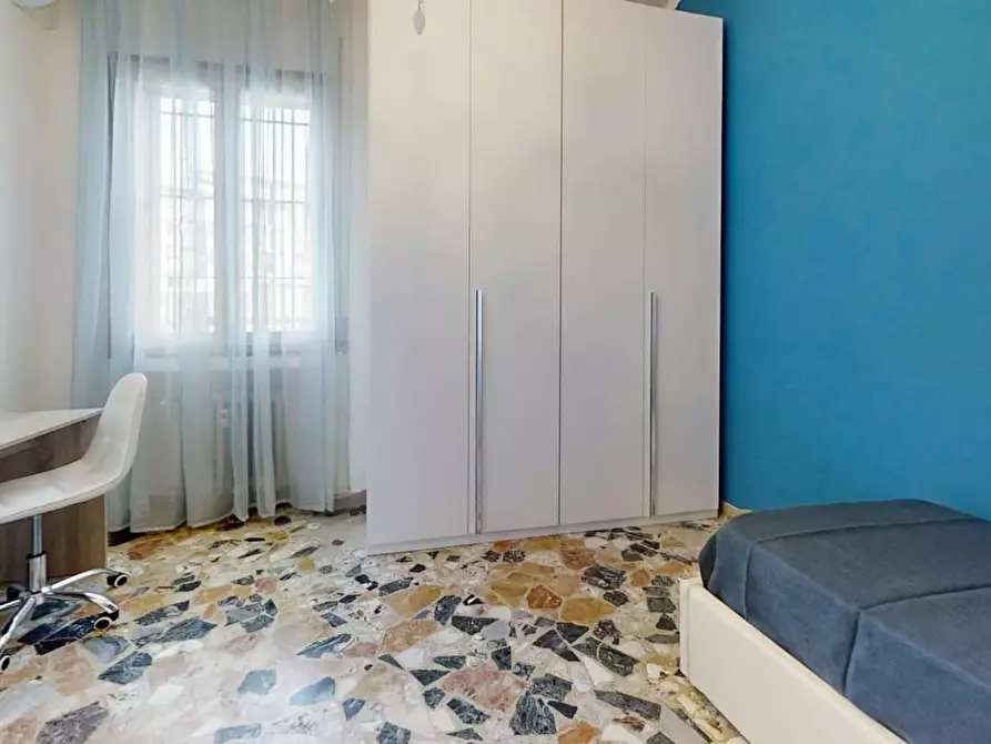 Immagine 2 di Camera in affitto  in Via Giosuè Carducci a Venezia