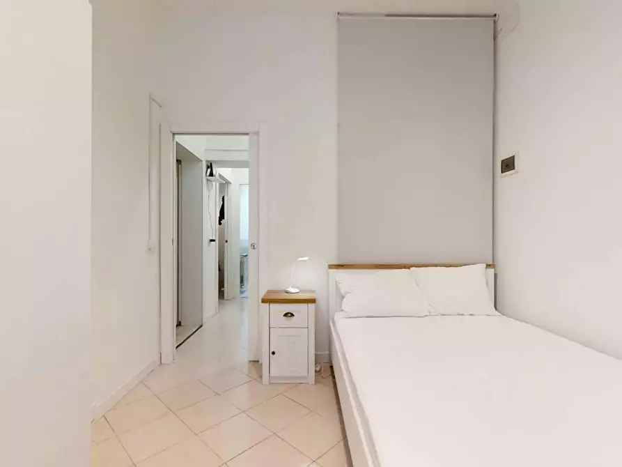 Immagine 1 di Camera in affitto  in Via Ludovico Ariosto a Venezia