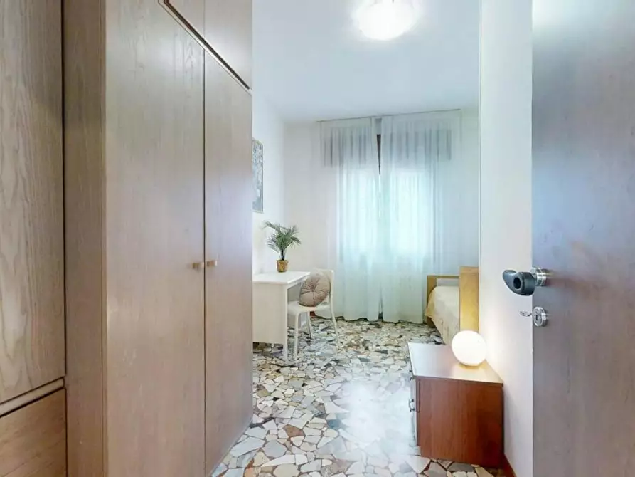 Immagine 8 di Camera in affitto  in Via Torquato Tasso a Venezia