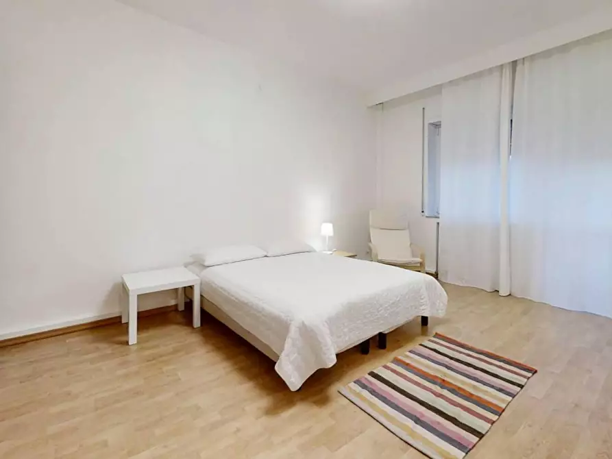 Immagine 1 di Camera in affitto  in Via San Pio X a Venezia