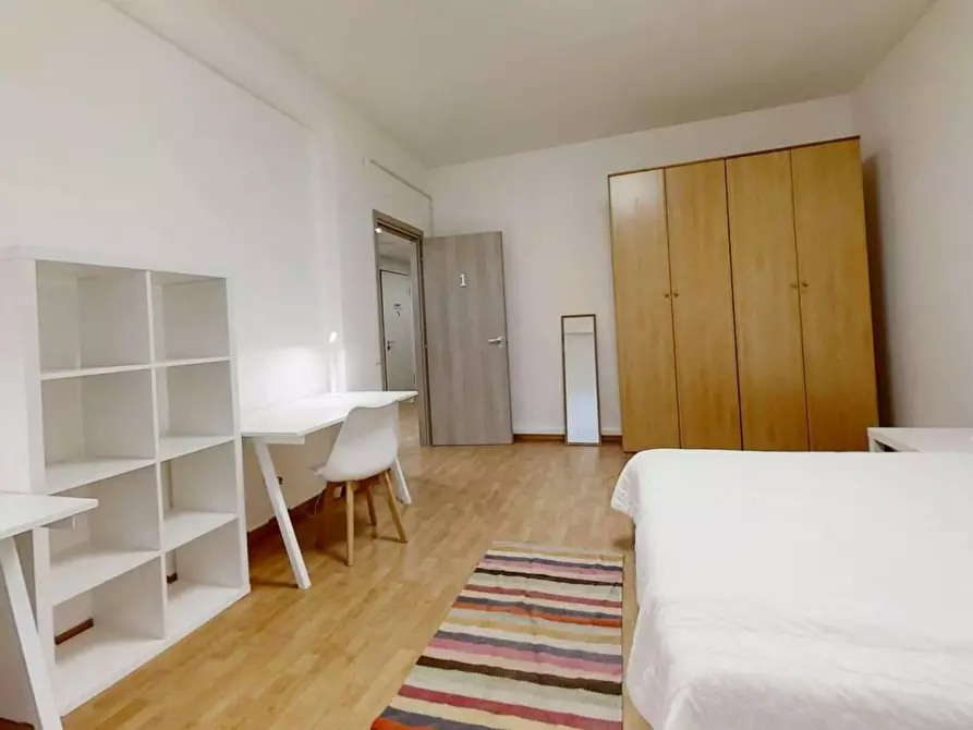 Immagine 3 di Camera in affitto  in Via San Pio X a Venezia