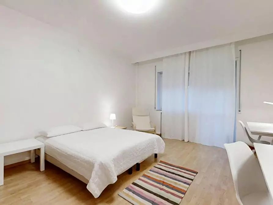 Immagine 4 di Camera in affitto  in Via San Pio X a Venezia