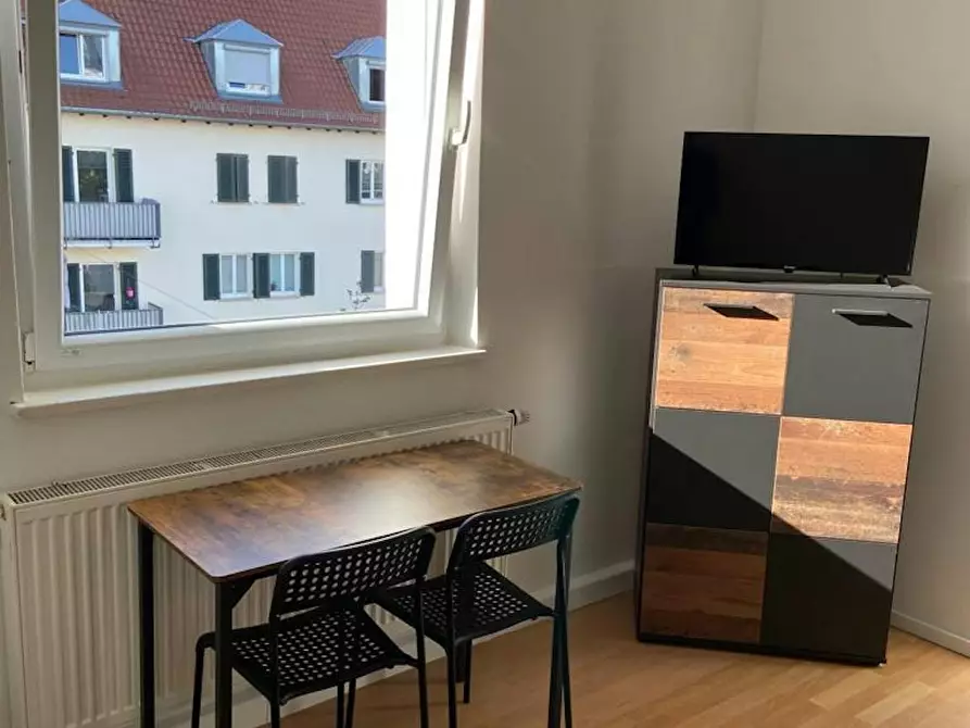 Immagine 1 di Camera in affitto  in Birkenwaldstraße a Stuttgart Stuttgart-Nord