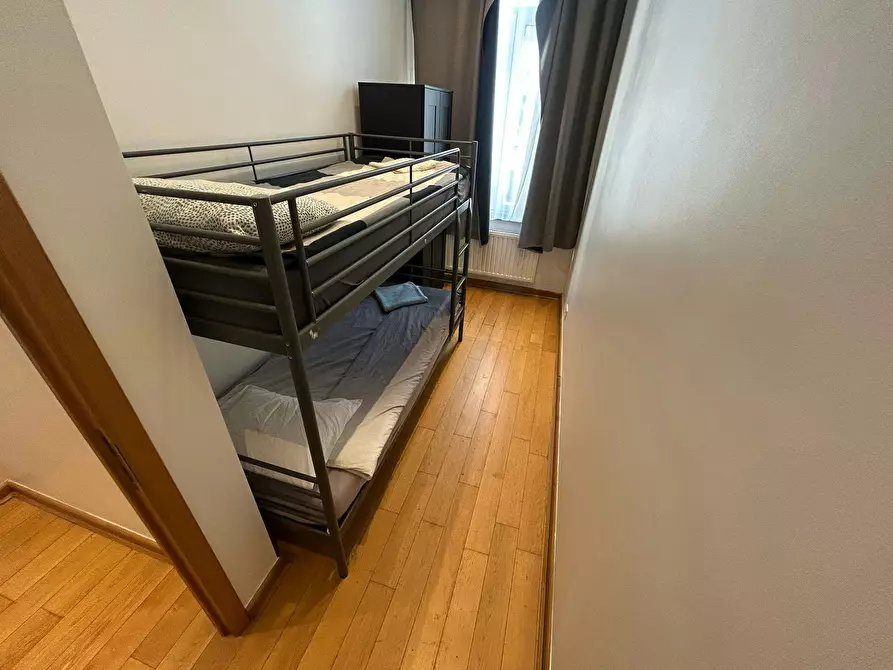 Immagine 3 di Appartamento in affitto  in Rue Wayez a Anderlecht