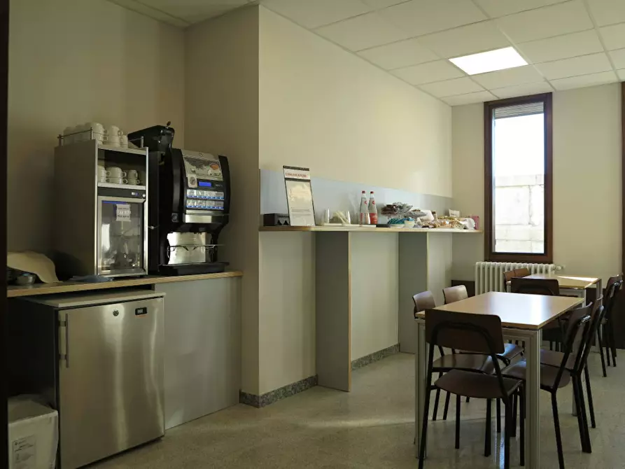 Immagine 5 di Camera in affitto  in Via Arena a Bergamo