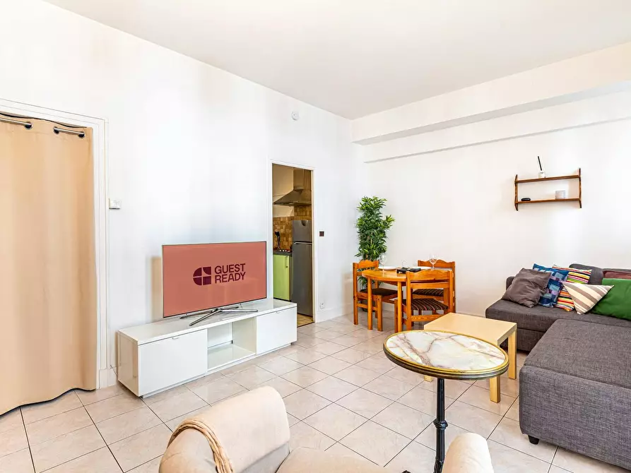Immagine 1 di Appartamento in affitto  in Rue de Turenne a Paris