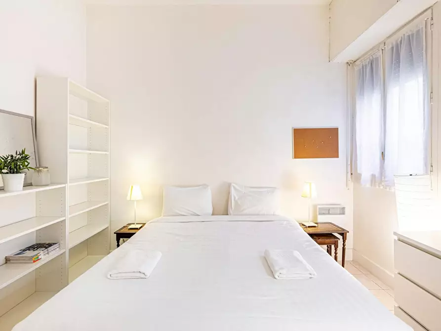 Immagine 9 di Appartamento in affitto  in Rue de Turenne a Paris