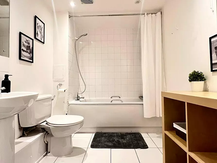 Immagine 10 di Appartamento in affitto  in Westferry Road a Poplar