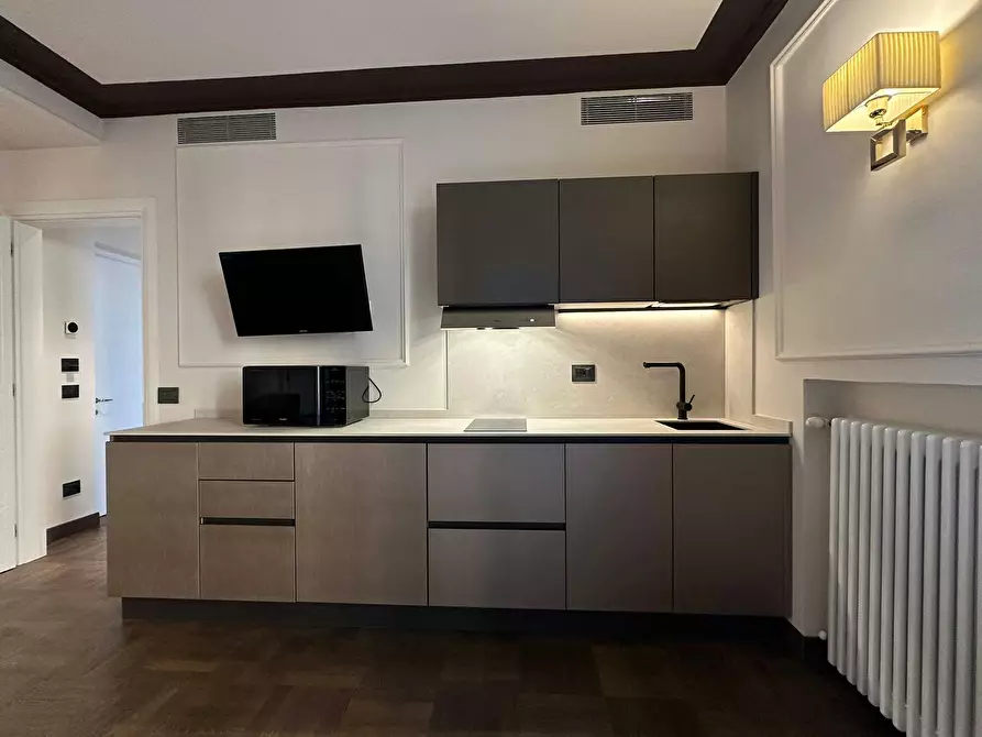 Immagine 3 di Appartamento in affitto  in Via dei Brunelleschi a Firenze