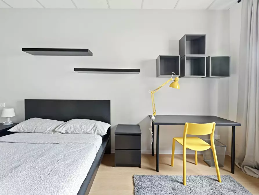 Immagine 1 di Camera in affitto  in Via Privata Deruta a Milano