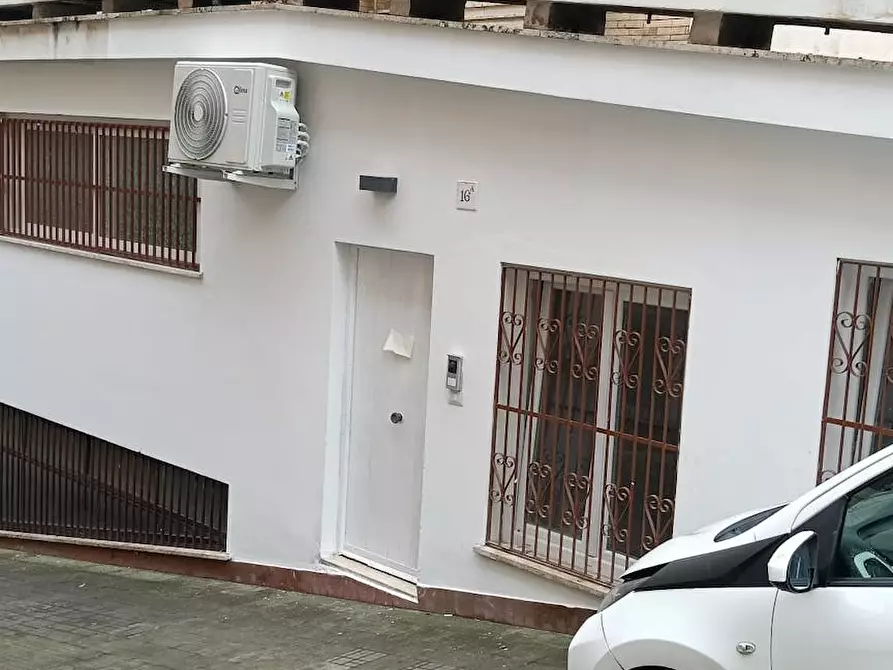 Immagine 4 di Appartamento in affitto  in Via Felice Poggi a Roma