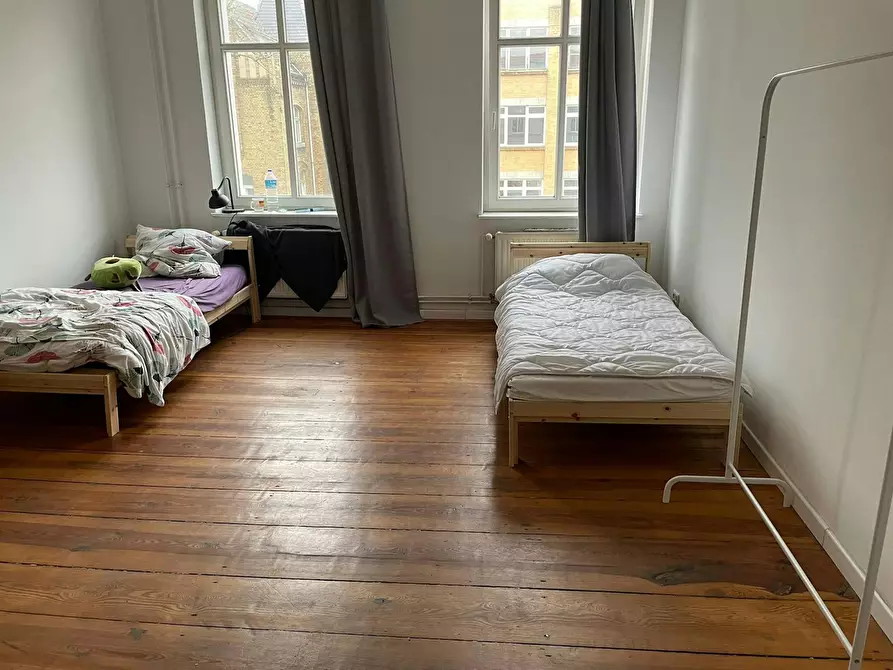 Immagine 1 di Camera condivisa in affitto  in Thulestraße a Berlin
