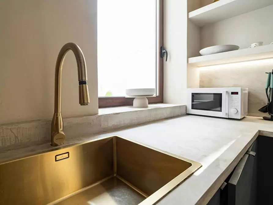 Immagine 10 di Appartamento in affitto  in Carrer de la Creu a Valencia