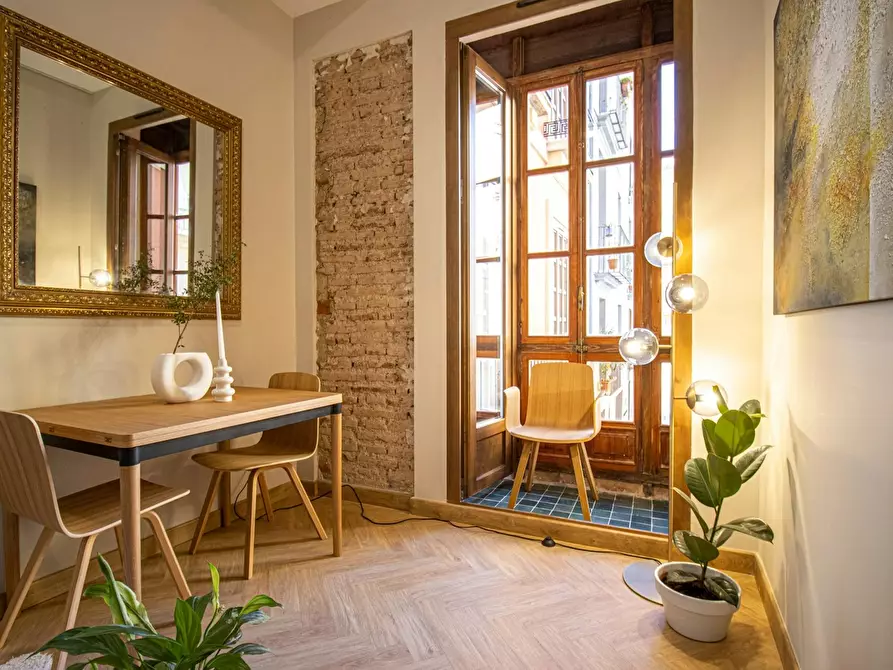 Immagine 3 di Appartamento in affitto  in Carrer de la Creu a Valencia