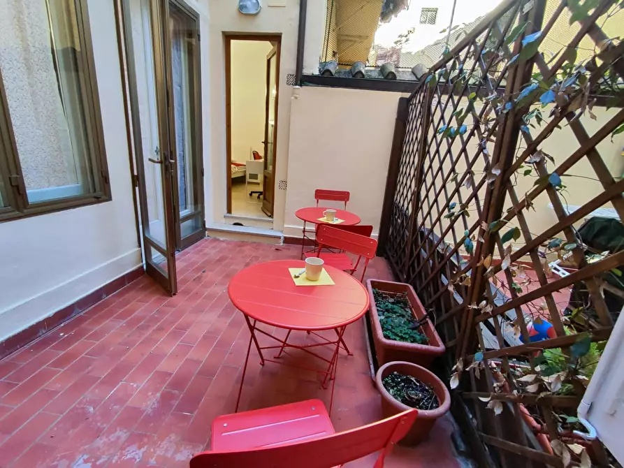 Immagine 4 di Camera in affitto  in Via della Colonna a Firenze