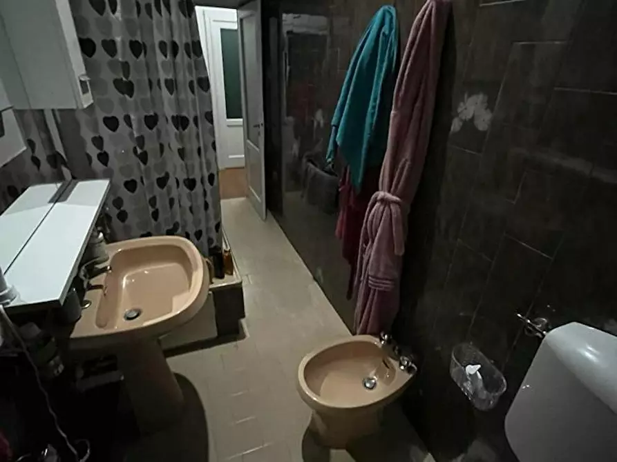 Immagine 8 di Camera in affitto  in Borgo Trinità a Parma