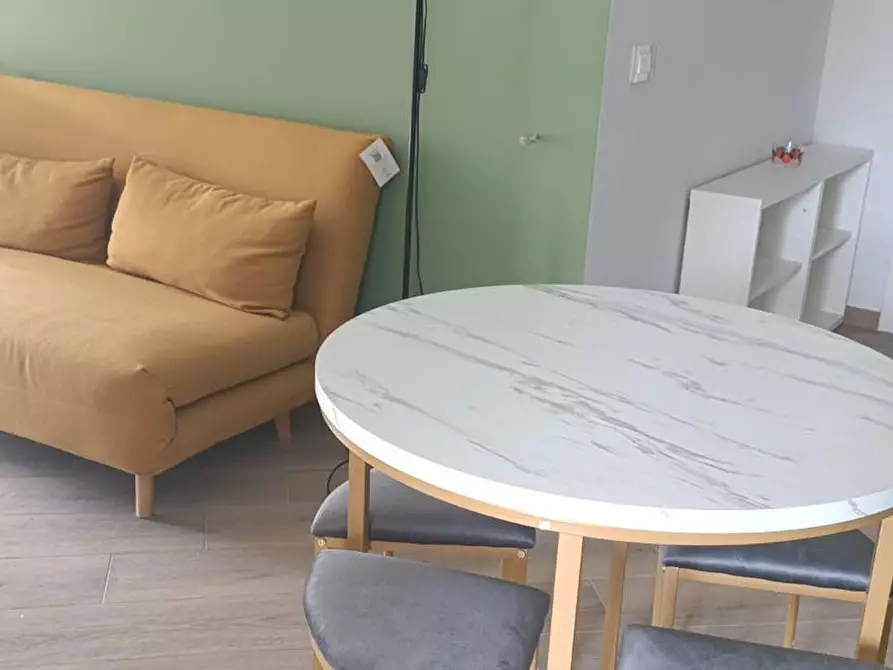 Immagine 4 di Appartamento in affitto  in Piazza Alfonso Neuschuler a Roma