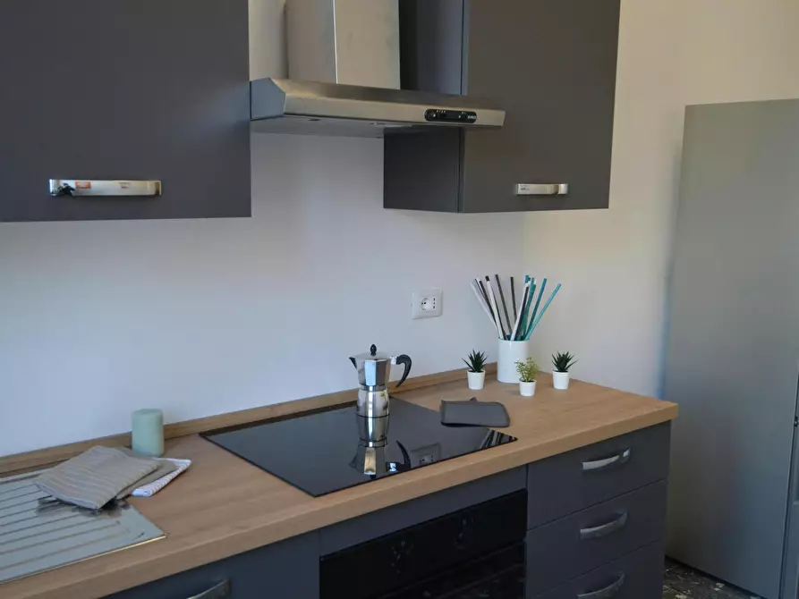Immagine 5 di Camera in affitto  in Vicolo Franco Villa a Reggio Nell'emilia