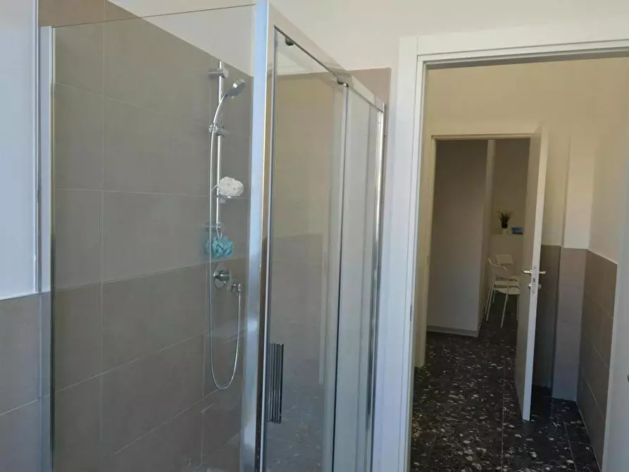 Immagine 8 di Camera in affitto  in Vicolo Franco Villa a Reggio Nell'emilia