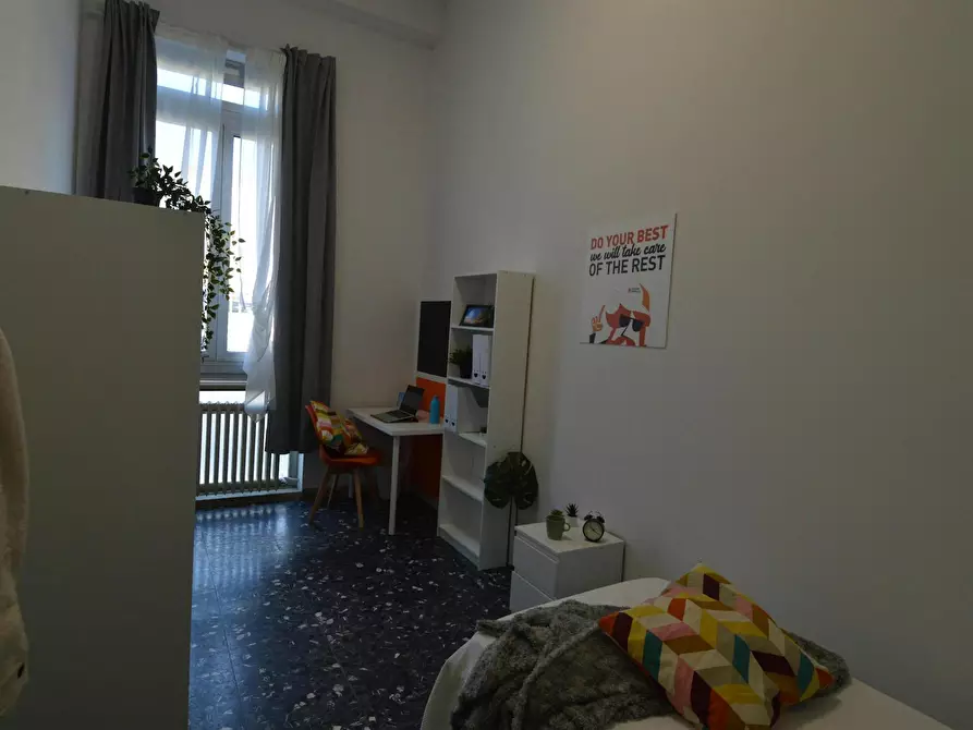 Immagine 2 di Camera in affitto  in Vicolo Franco Villa a Reggio Nell'emilia