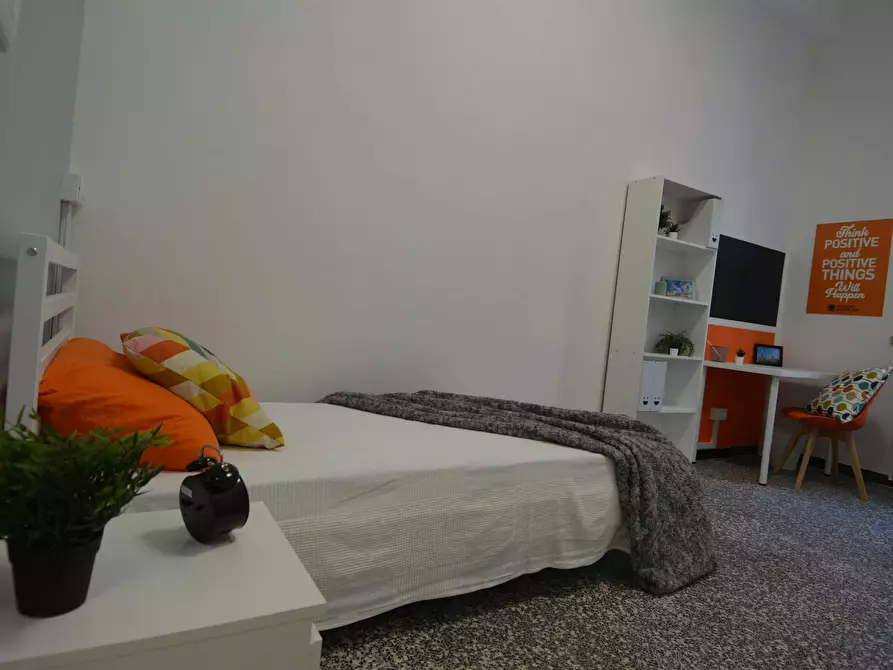 Immagine 4 di Camera in affitto  in Vicolo Franco Villa a Reggio Nell'emilia