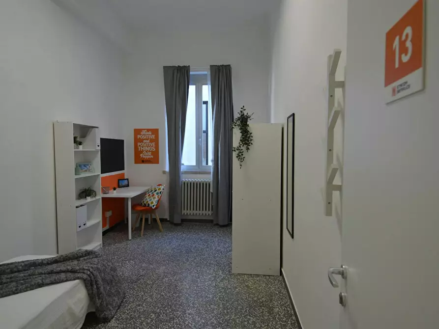 Immagine 5 di Camera in affitto  in Vicolo Franco Villa a Reggio Nell'emilia