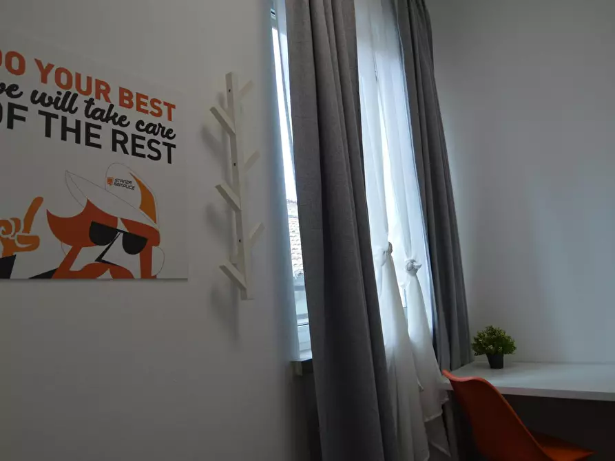 Immagine 2 di Camera in affitto  in Vicolo Franco Villa a Reggio Nell'emilia